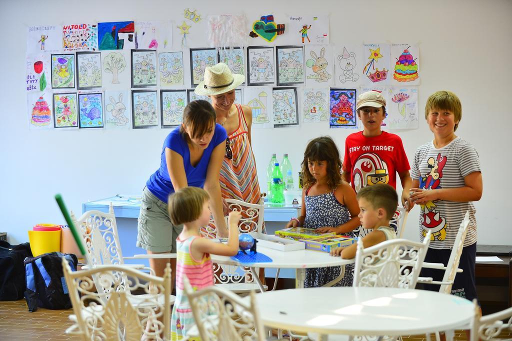 Happy Camp Mobile Homes In Camping Amadria Park Camping Trogir Seget Vranjica Exteriér fotografie